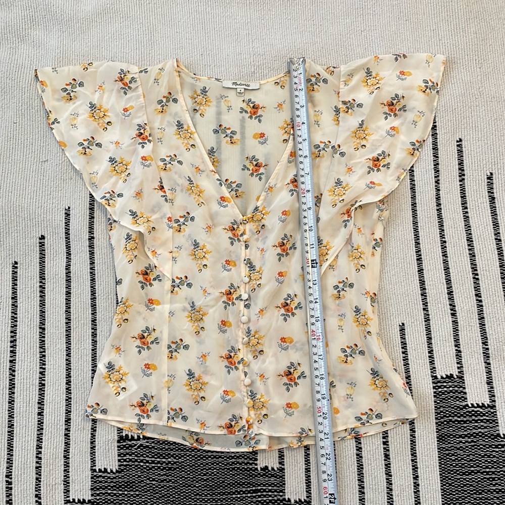 Carmina 100% Silk Button Front Flutter Sleeve Blo… - image 8